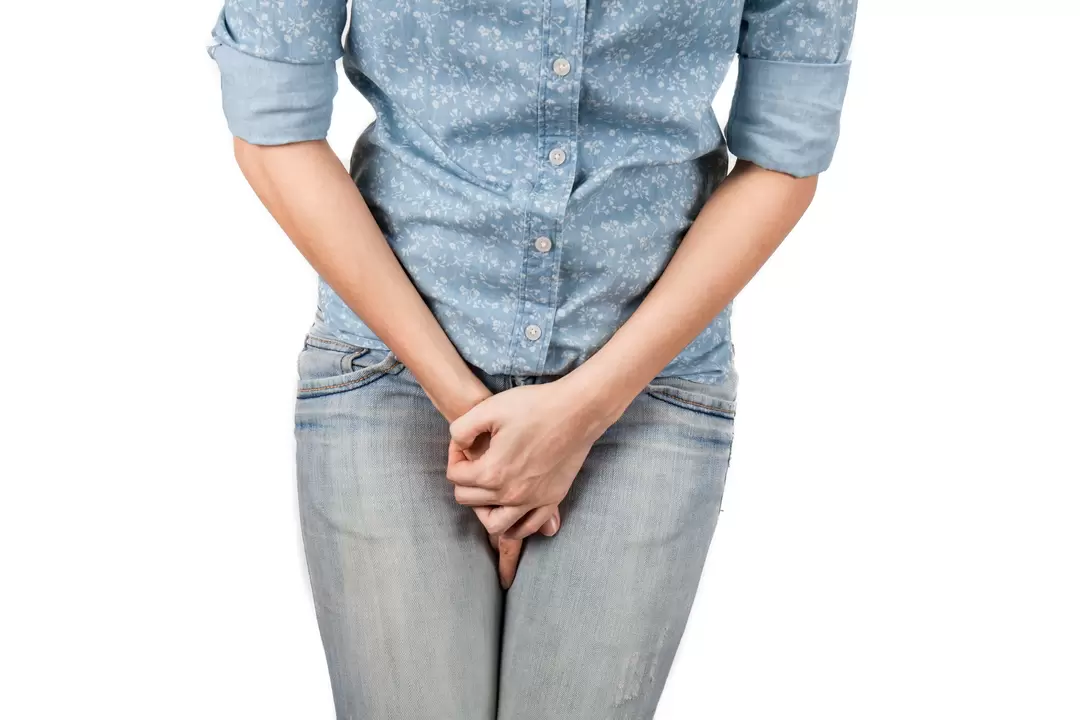Incontinence of urine and treatment of the femix capsule